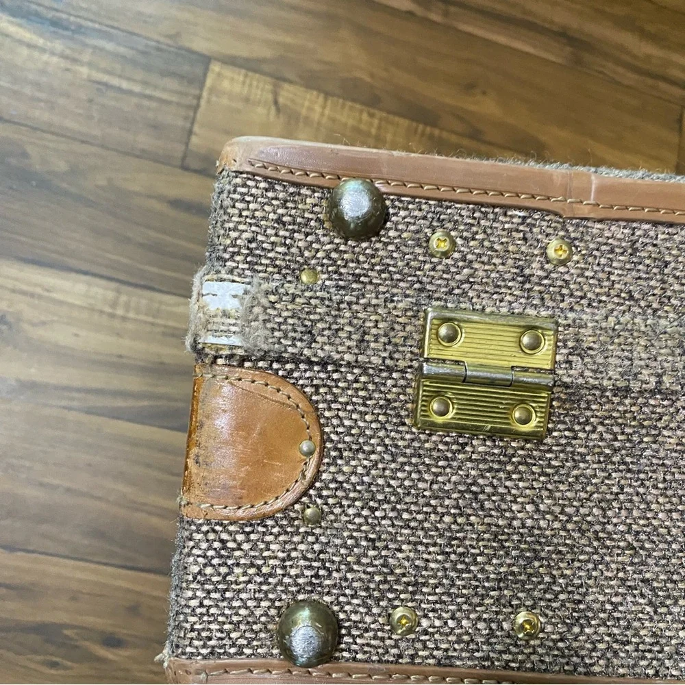 Vintage Hartmann Tweed Brown Leather Carry On Travel Luggage 25”18”x8”